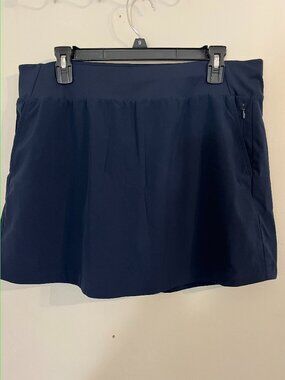 STYLUS Navy Blue Skort with Zippered Pockets Size L